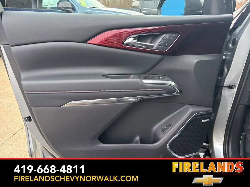 New 2026 Chevrolet Traverse RS w/ LPO, Floor Liner Package image 18