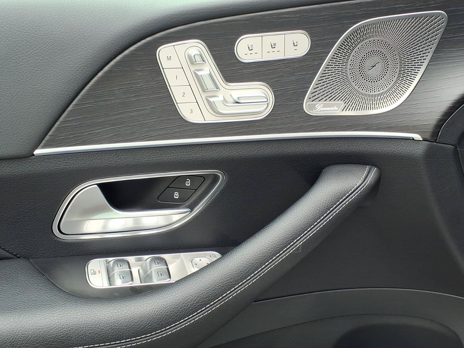 Used 2024 Mercedes-Benz GLE 350 4MATIC image 5