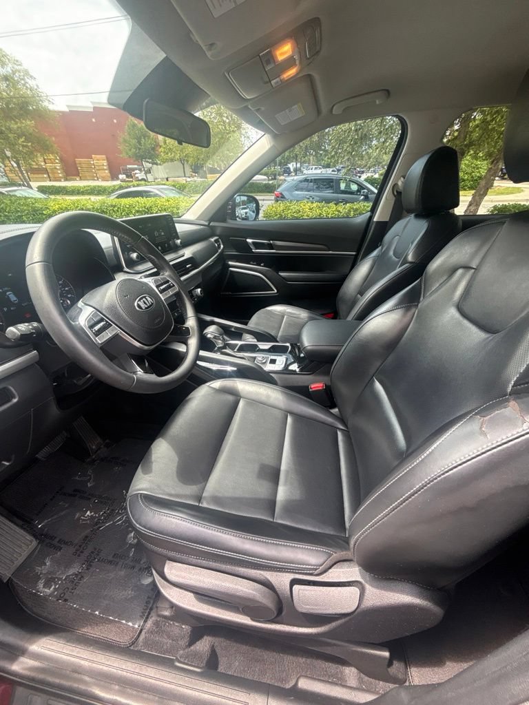Used 2021 Kia Telluride LX FWD image 12
