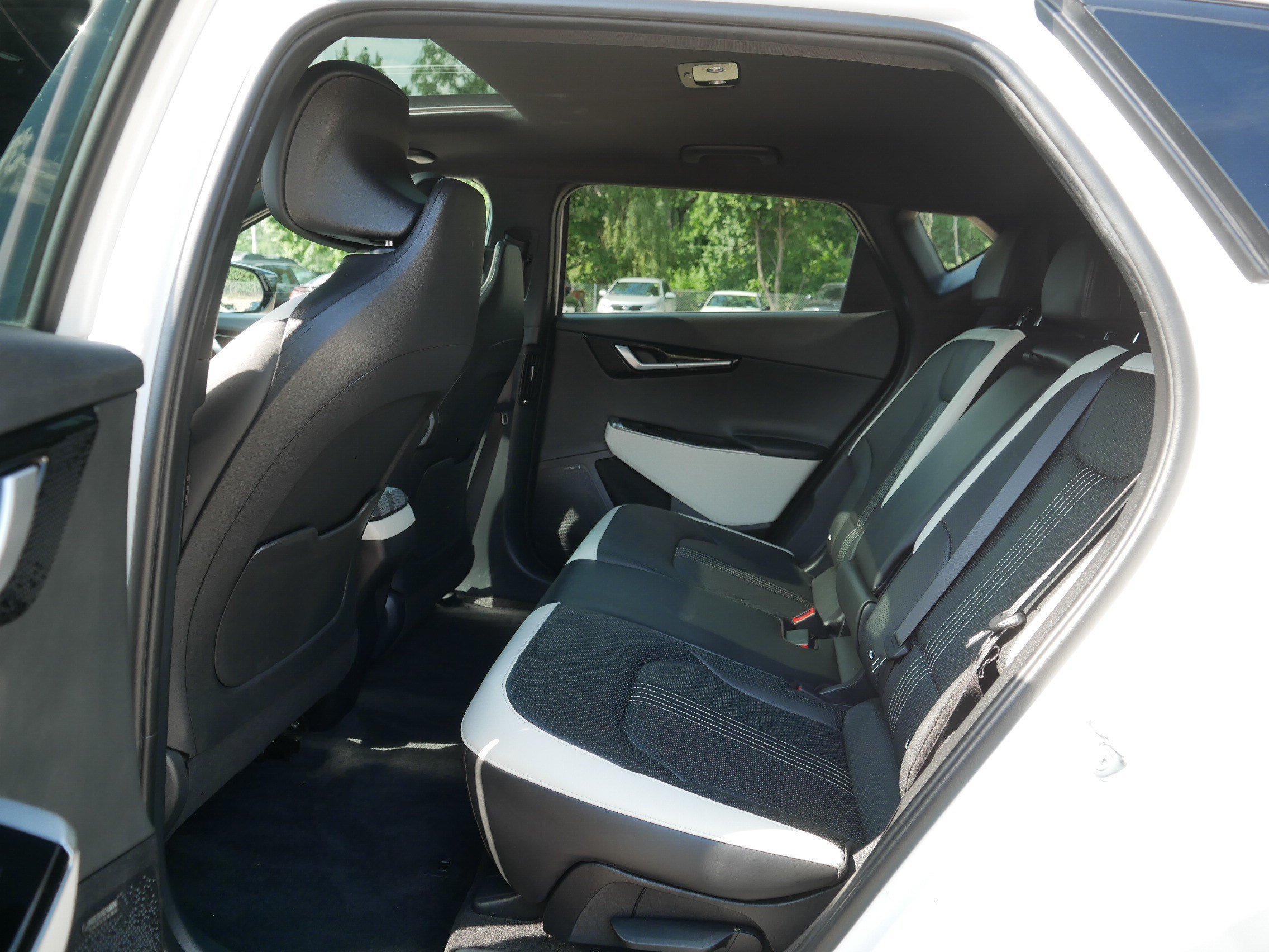 Certified 2023 Kia EV6 GT-Line AWD/4WD image 34
