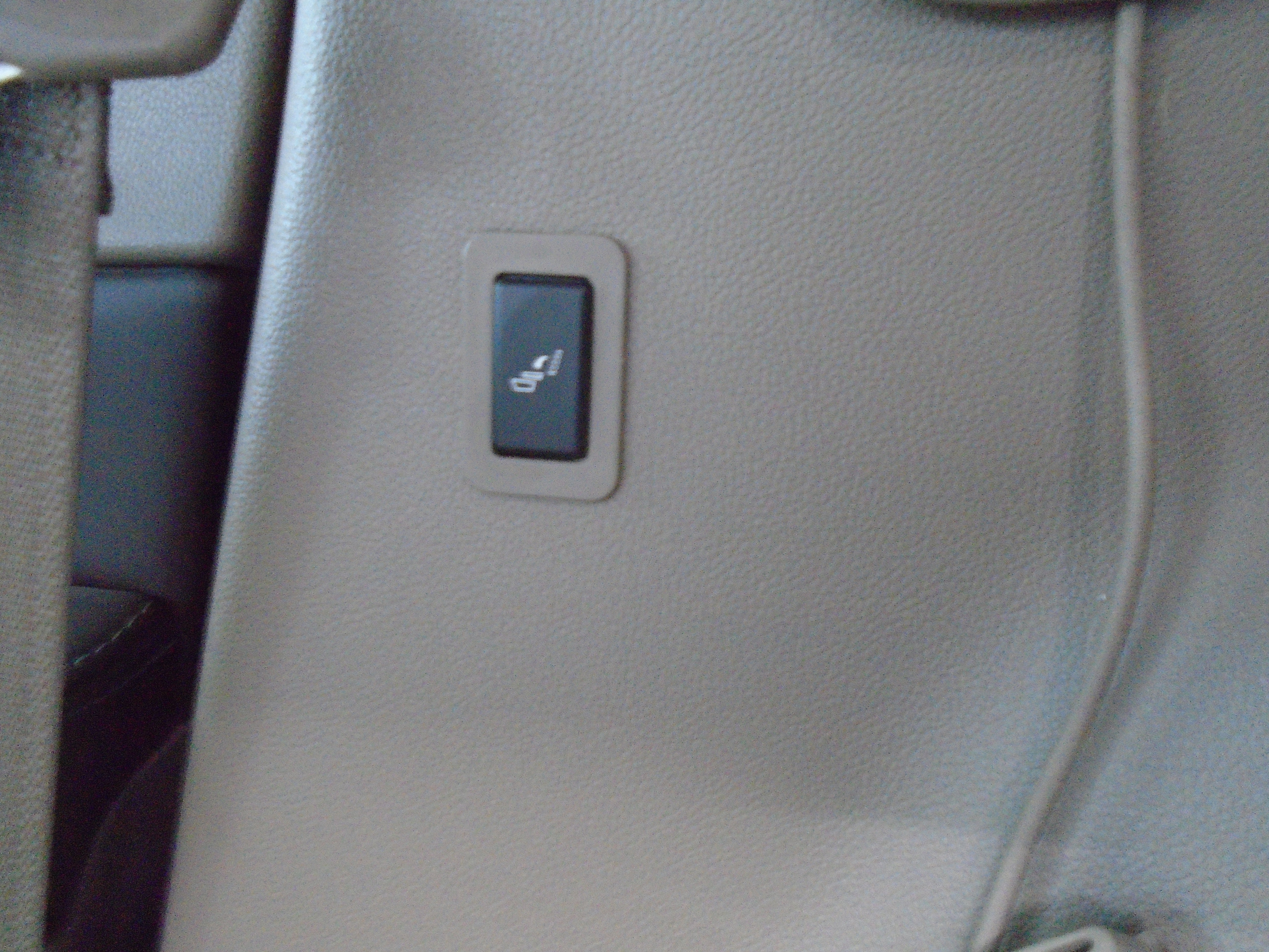 Used 2016 Chevrolet Tahoe LTZ image 15