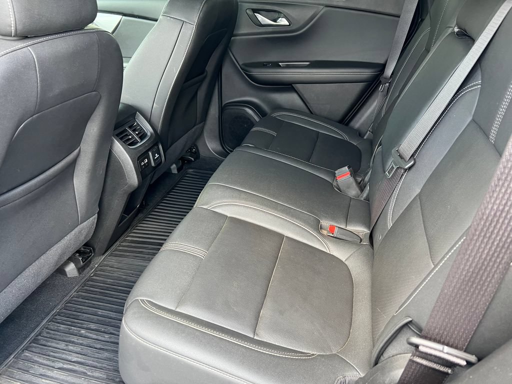 Used 2024 Chevrolet Blazer LT w/ Sound & Technology Package AWD/4WD image 12