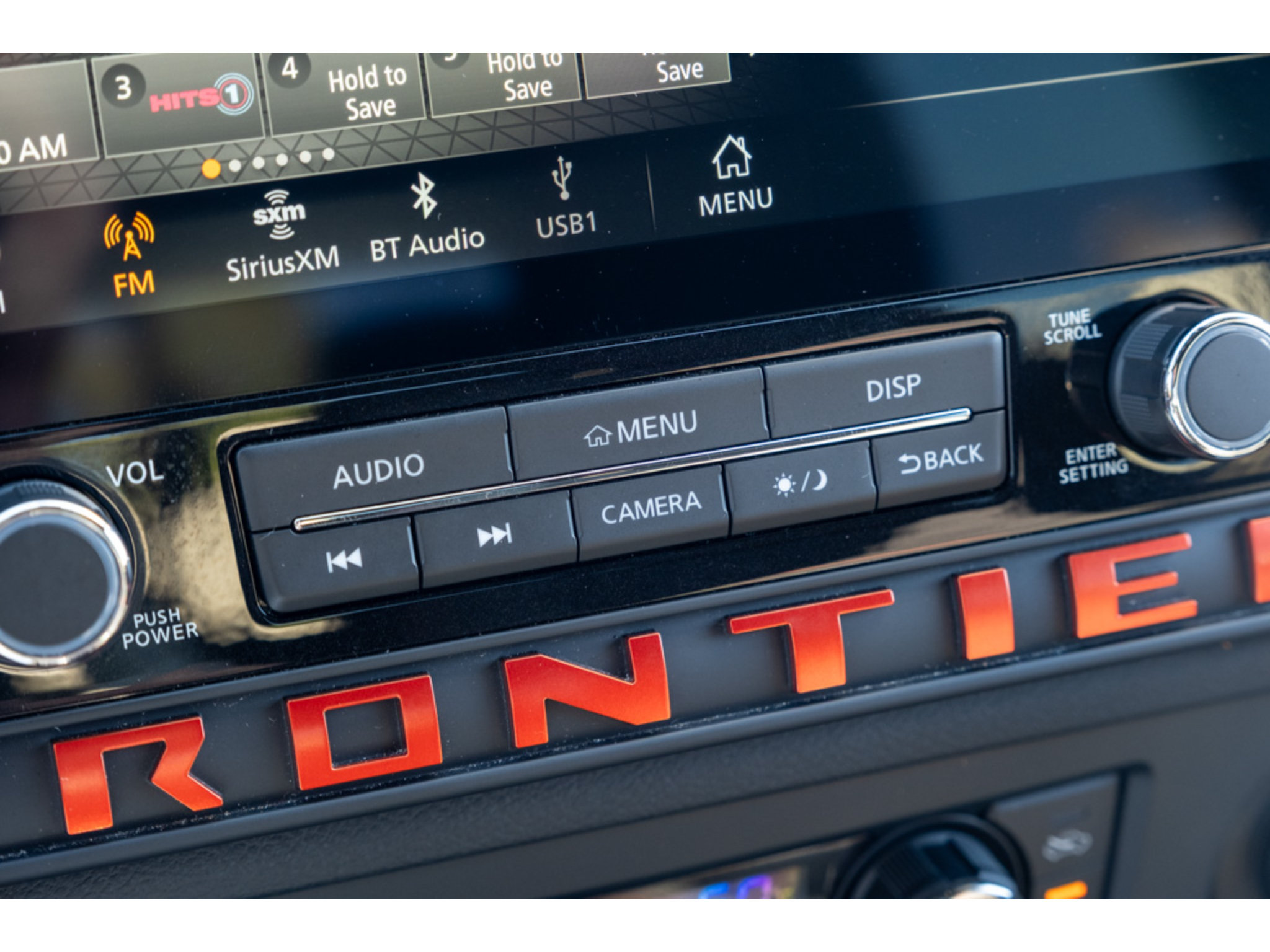 Used 2026 Nissan Frontier PRO-4X AWD/4WD image 32