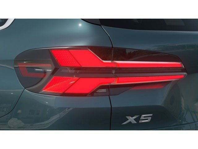 New 2026 BMW X5 xDrive40i w/ Premium Package image 8