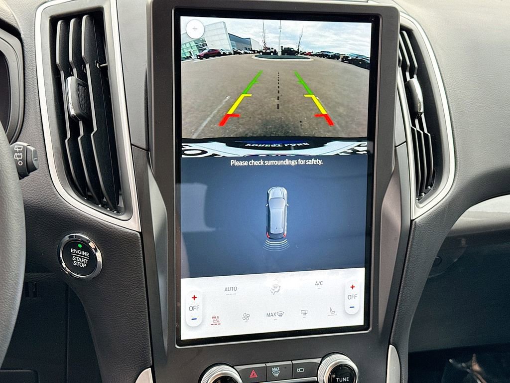 Used 2024 Ford Edge SEL w/ Convenience Package image 11