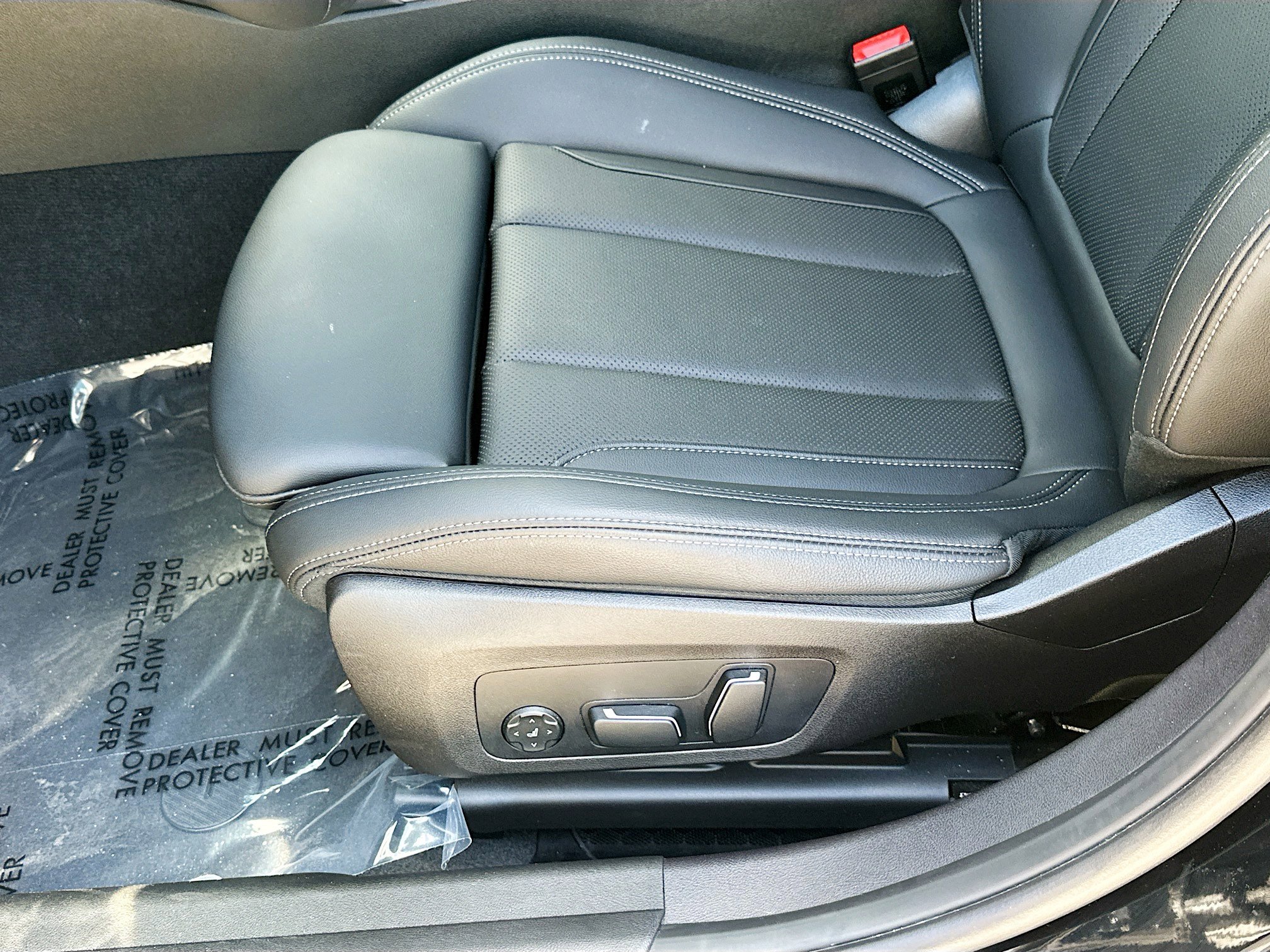 Certified 2024 BMW 330i Sedan w/ Convenience Package image 19