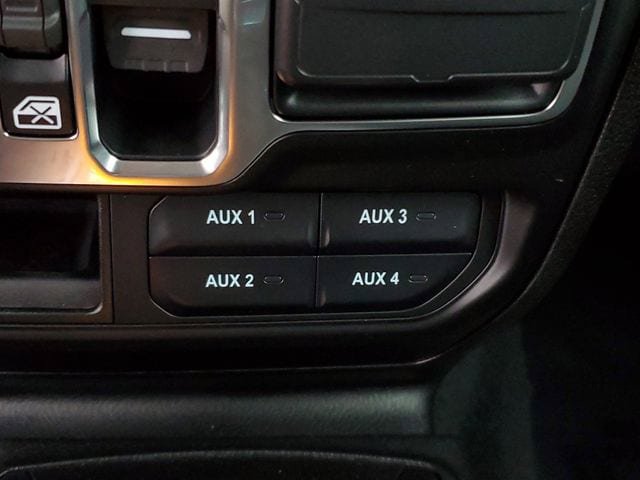 New 2026 Jeep Gladiator Sport AWD/4WD image 34
