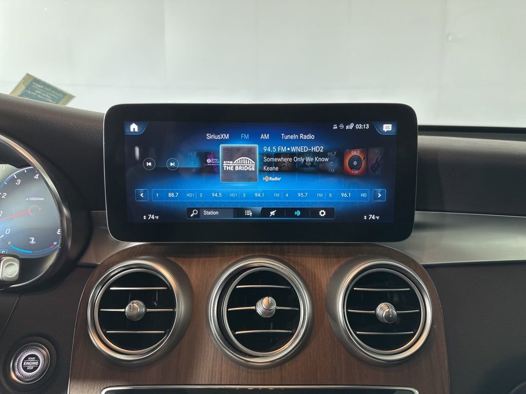 Used 2021 Mercedes-Benz GLC 300 4MATIC image 11