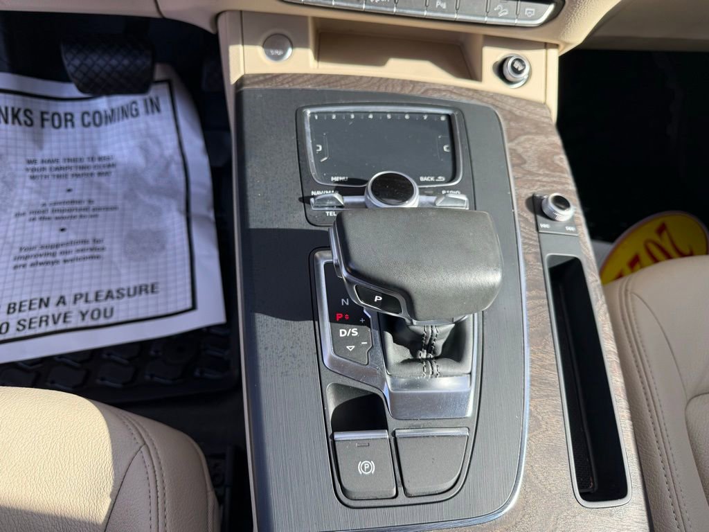 Used 2018 Audi Q5 2.0T Premium Plus w/ Premium Plus Package image 19