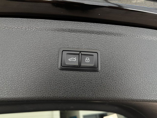 Used 2018 Audi SQ5 Premium Plus AWD/4WD image 39