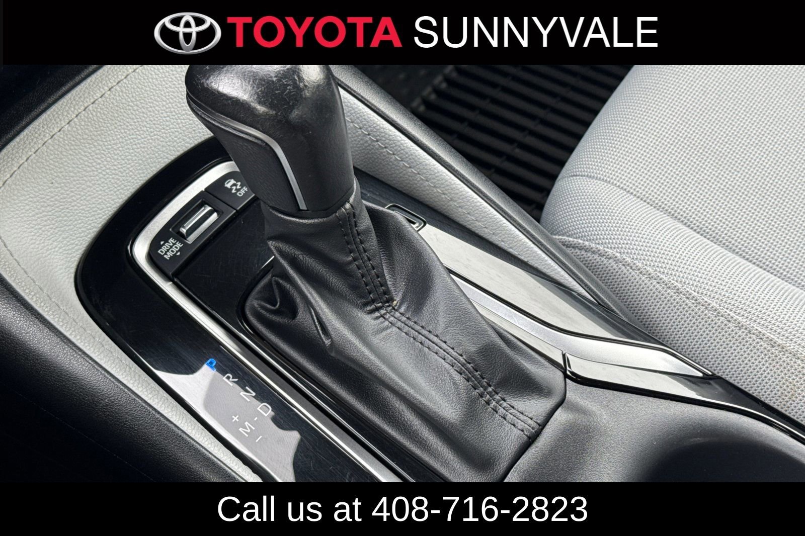 Used 2023 Toyota Corolla SE w/ SE Premium Package image 26
