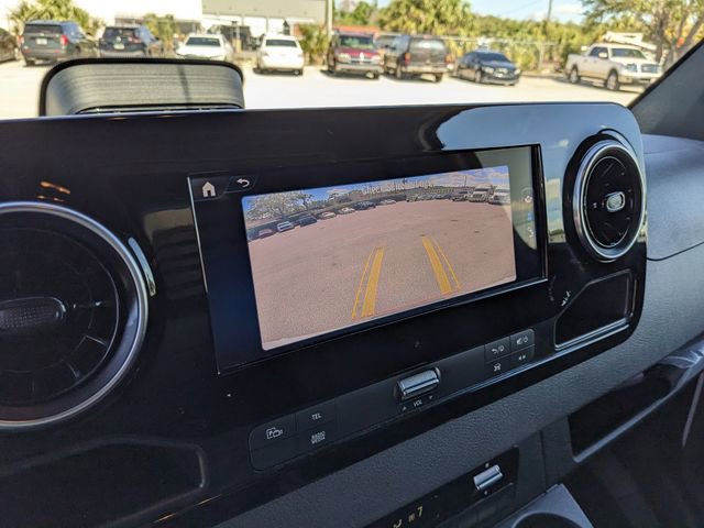 Used 2025 Mercedes-Benz Sprinter 2500 image 24