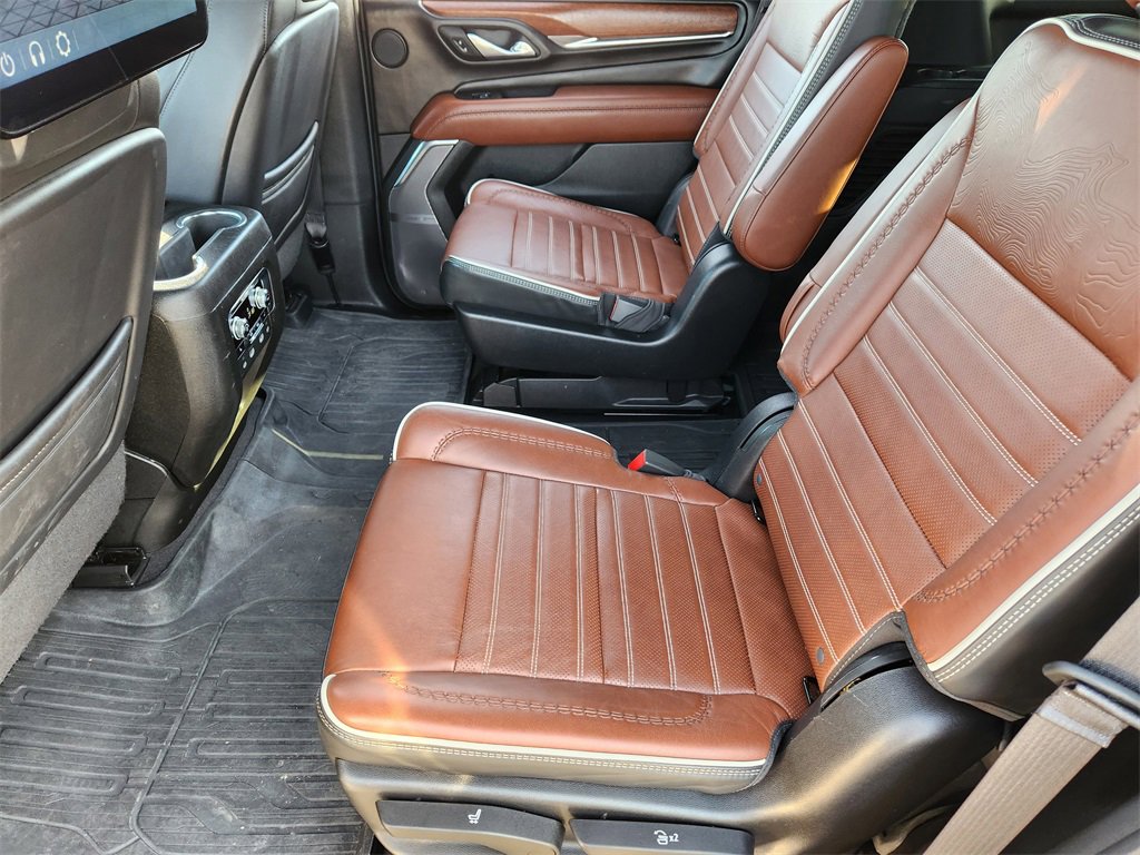 Used 2023 GMC Yukon Denali Ultimate image 22