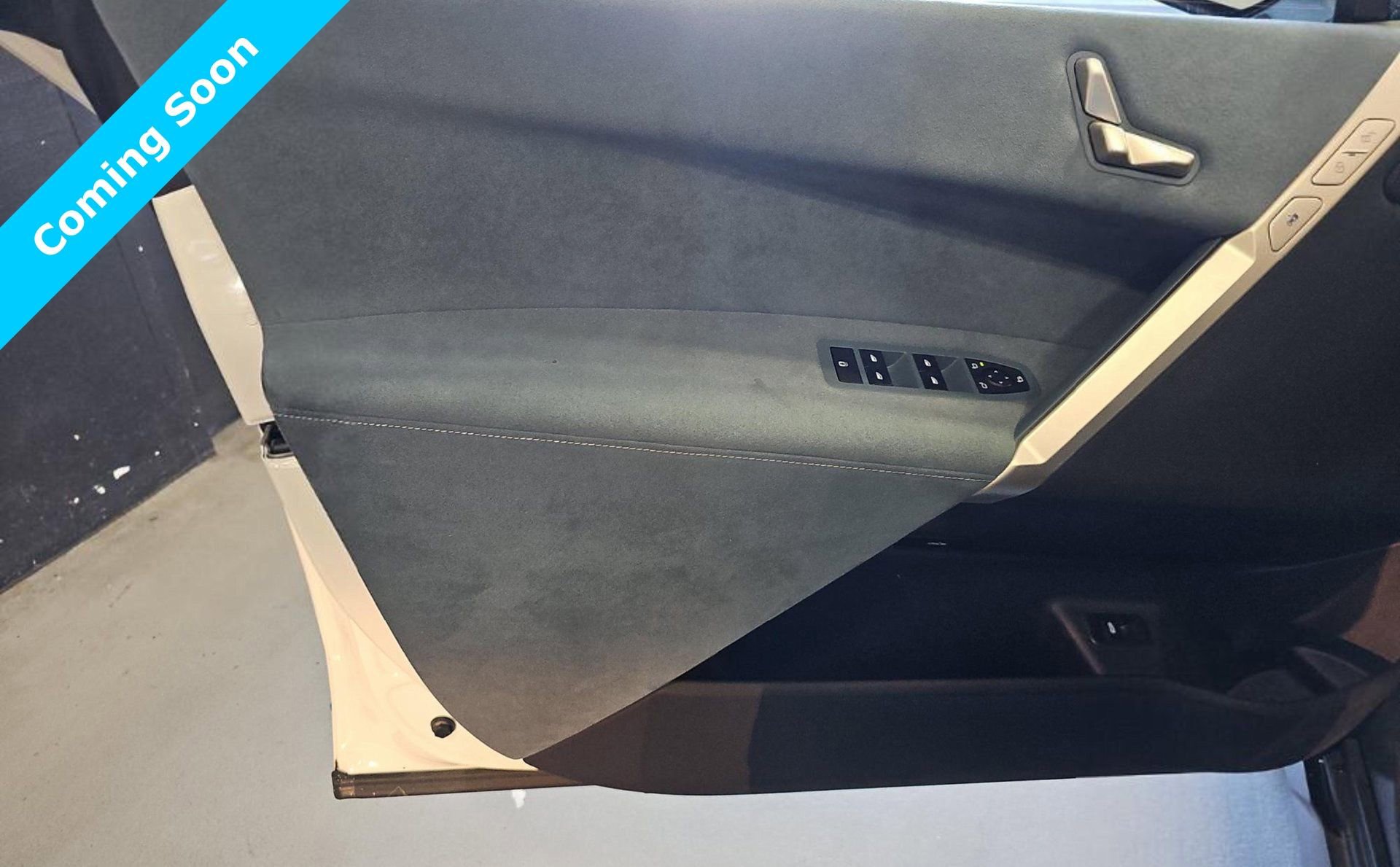 Used 2023 BMW iX xDrive50 w/ BMW I Signature Blue Package image 7