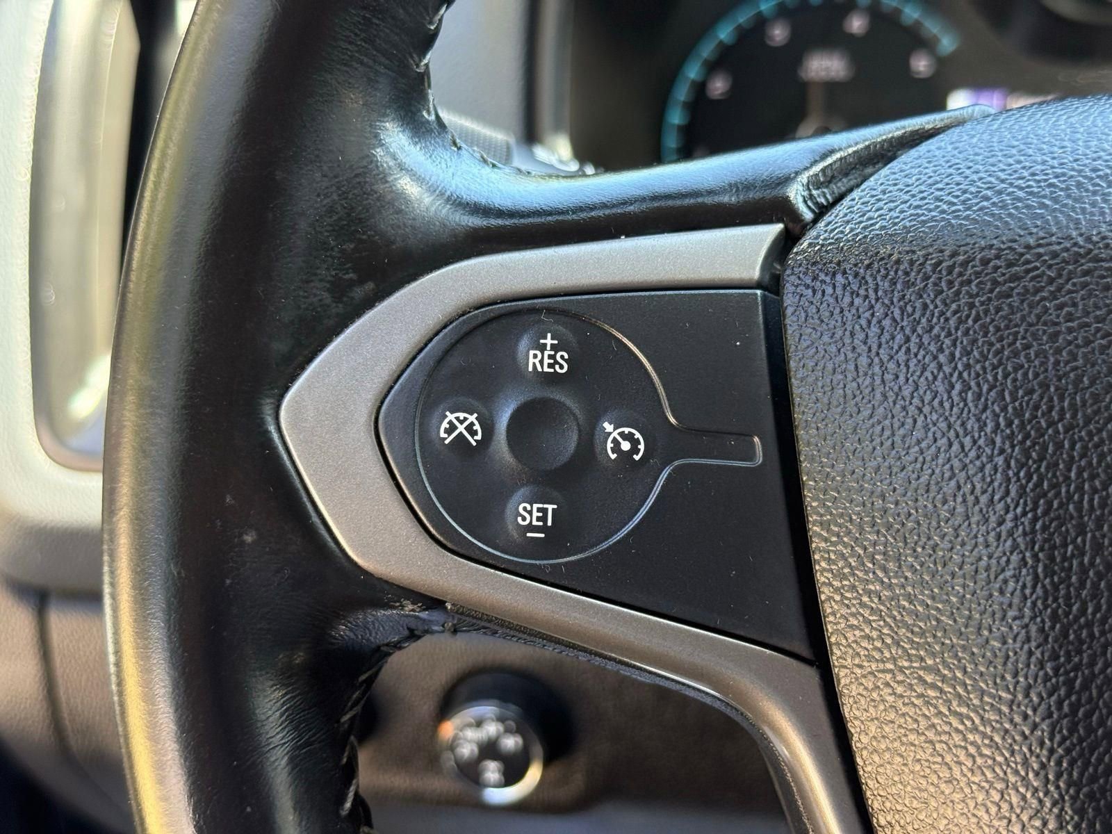 Used 2016 Chevrolet Colorado Z71 AWD/4WD image 40