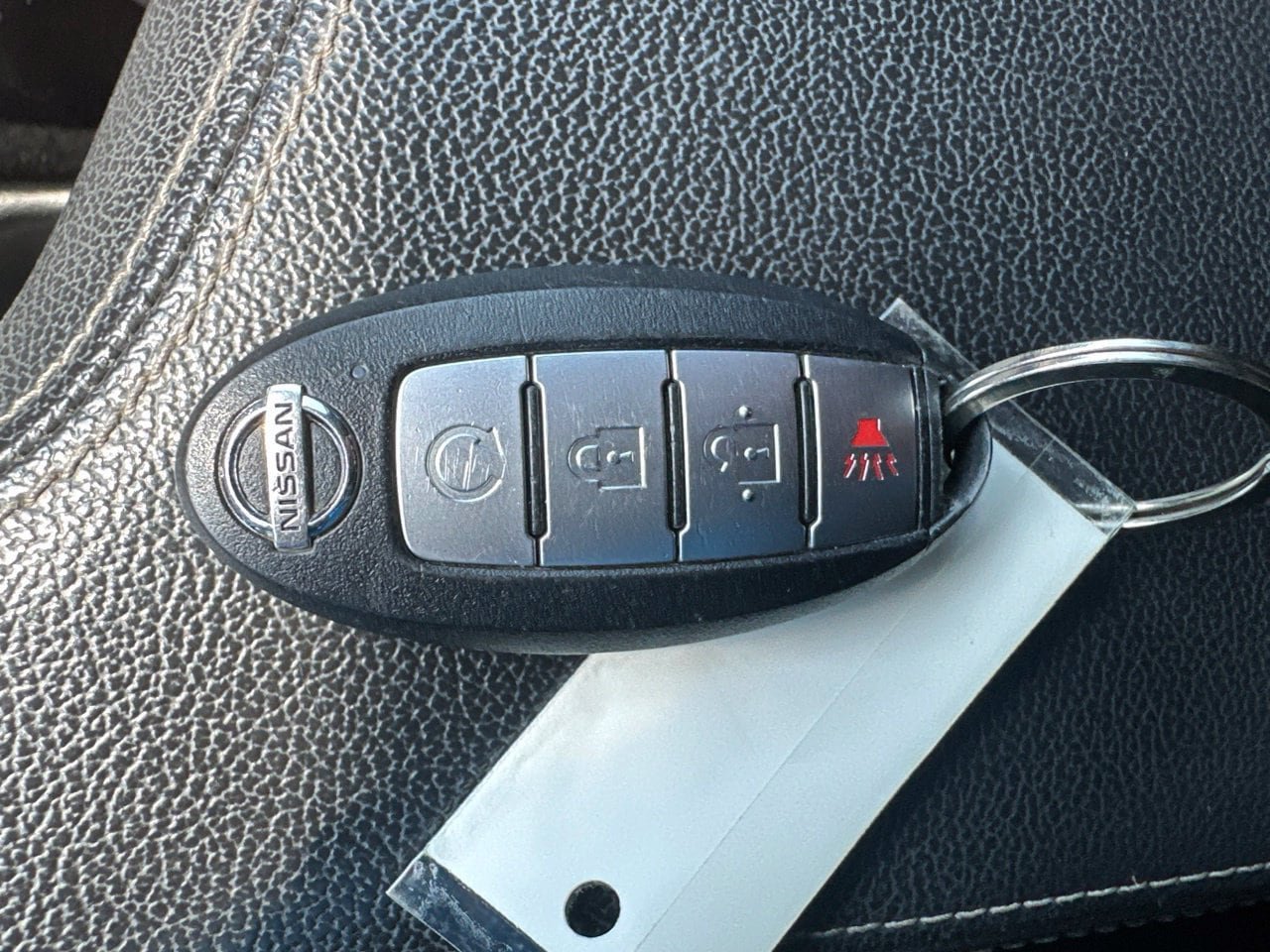 Used 2020 Nissan Kicks SR FWD image 27