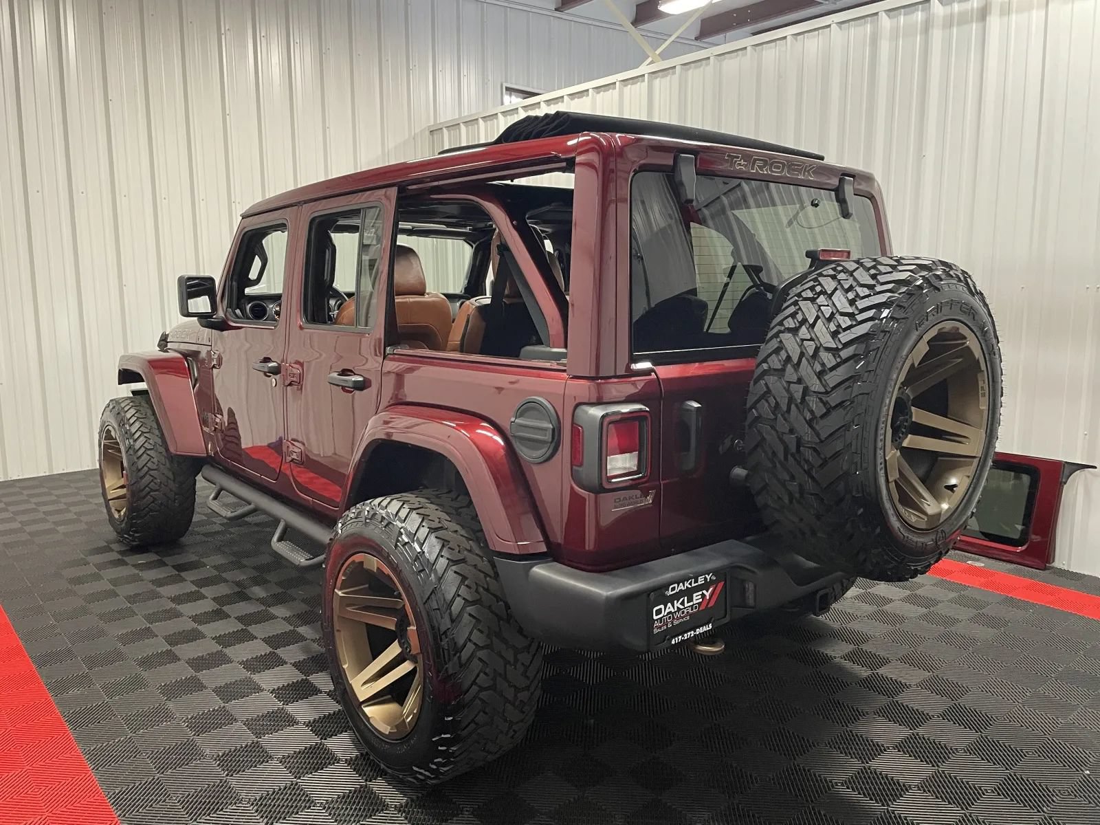 Used 2021 Jeep Wrangler Unlimited Sport AWD/4WD image 2