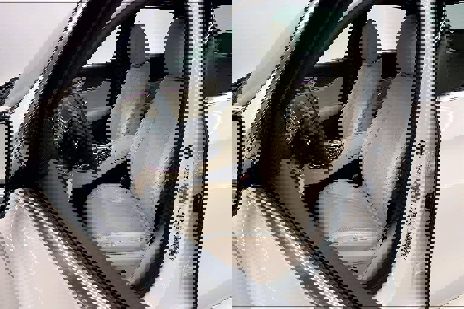 Used 2017 Mercedes-Benz E 300 image 21