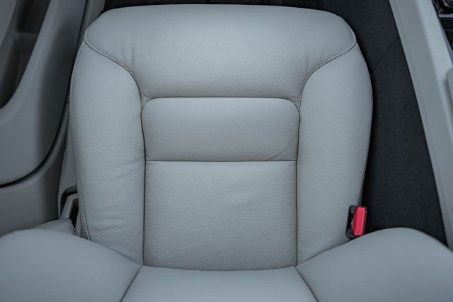 New 2026 Volvo V60 B5 Cross Country Plus w/ Protection Package Premier image 29