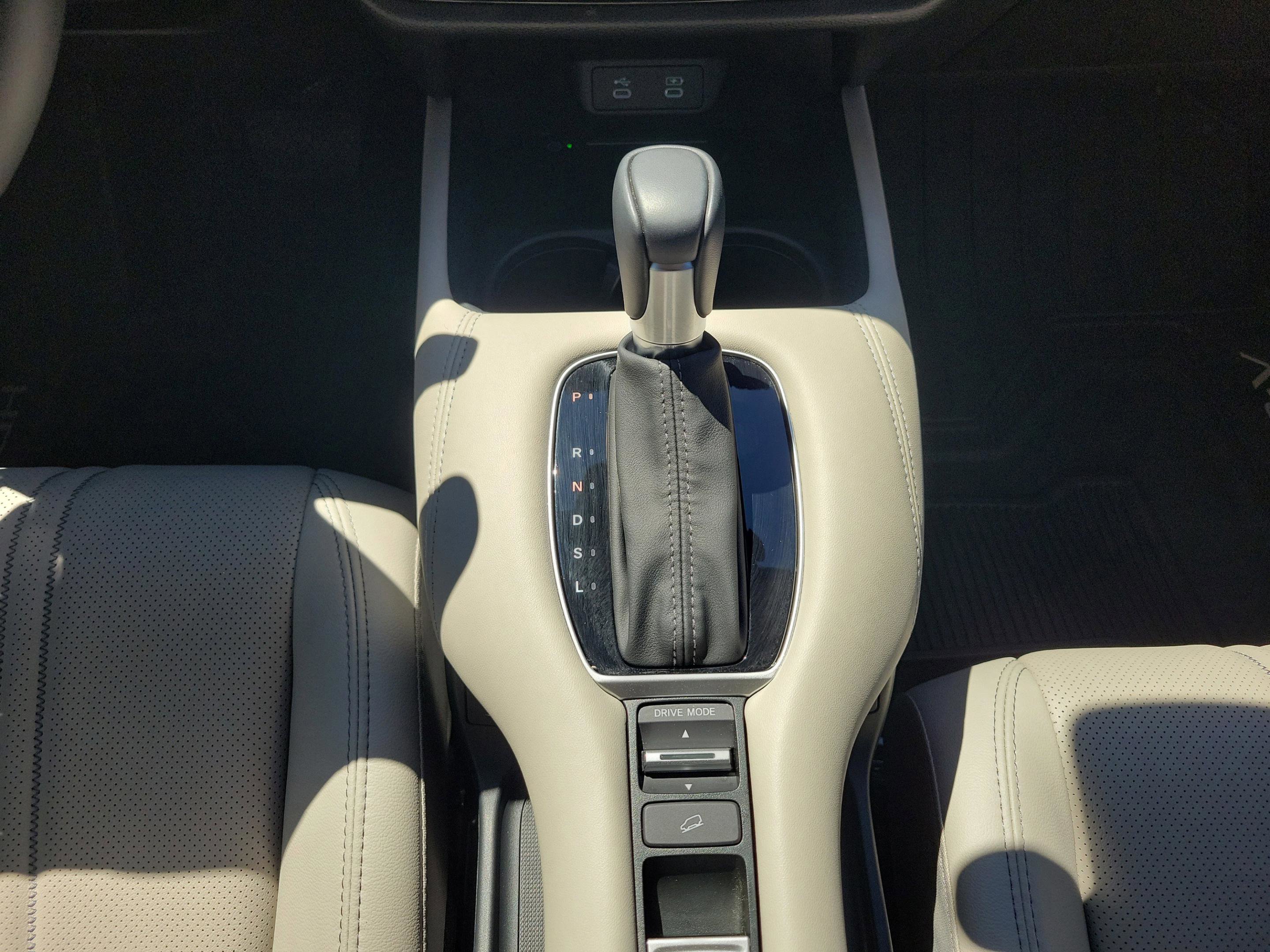 Used 2026 Honda HR-V EX-L image 16