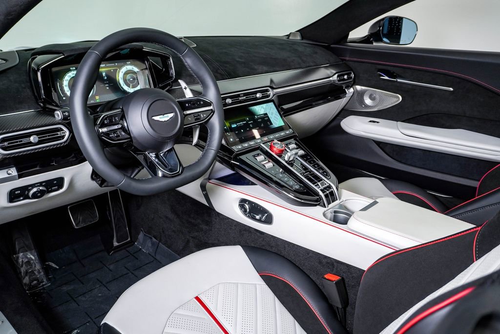 New 2026 Aston Martin V8 Vantage S image 25