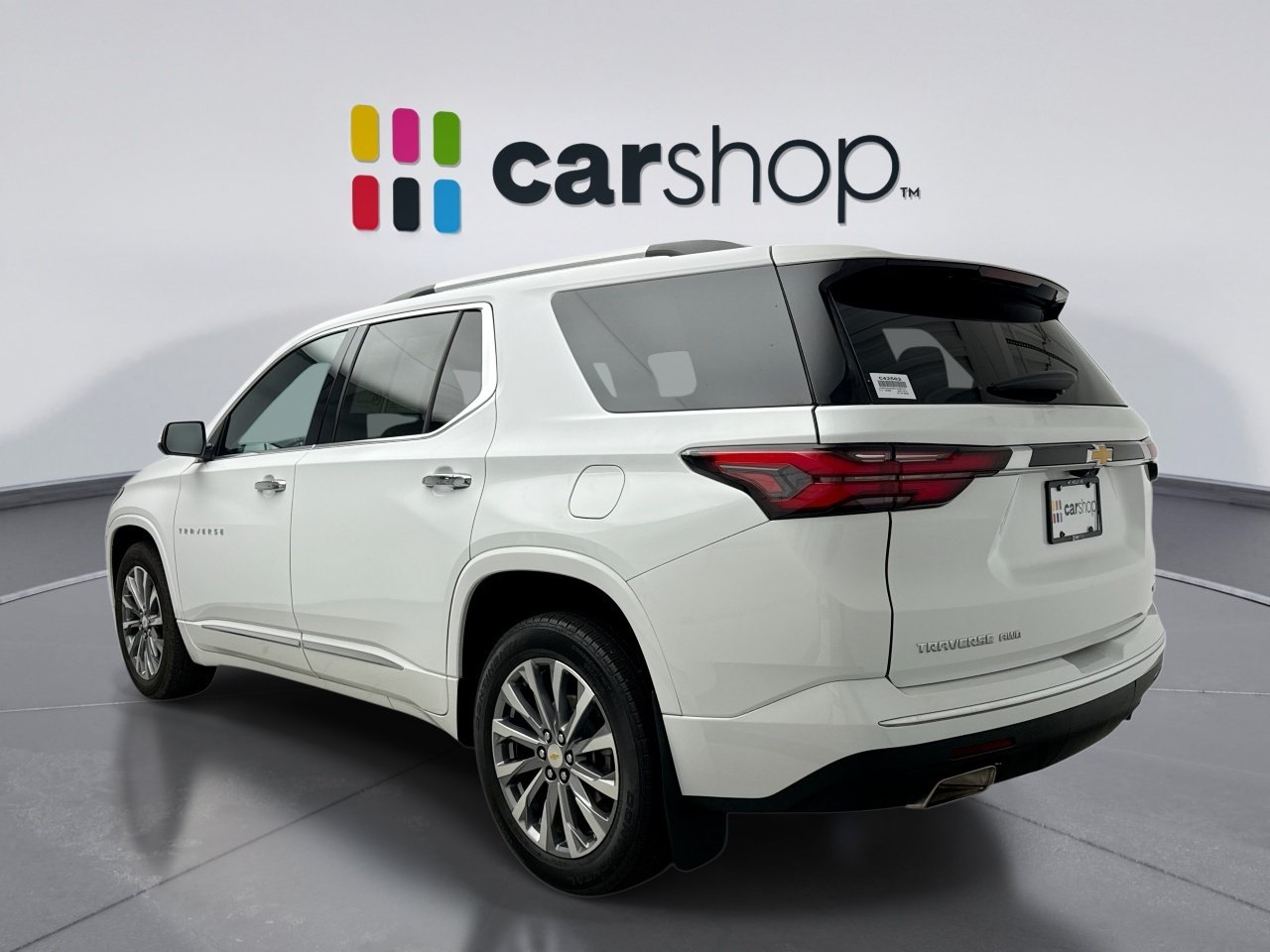 Used 2023 Chevrolet Traverse Premier AWD/4WD image 3