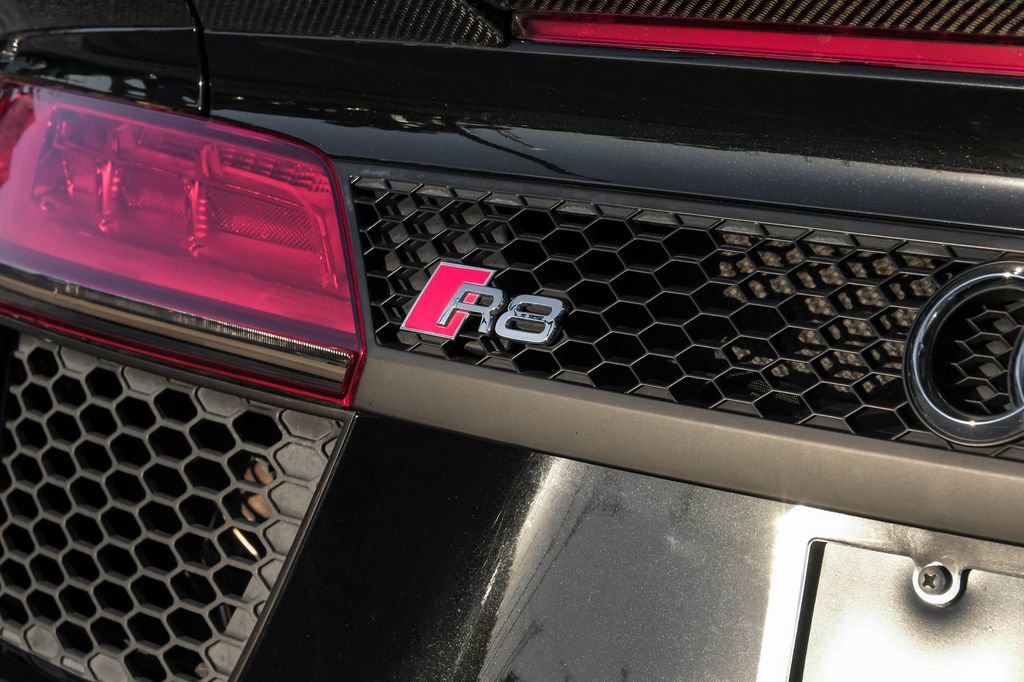 Used 2018 Audi R8 V10 plus image 44