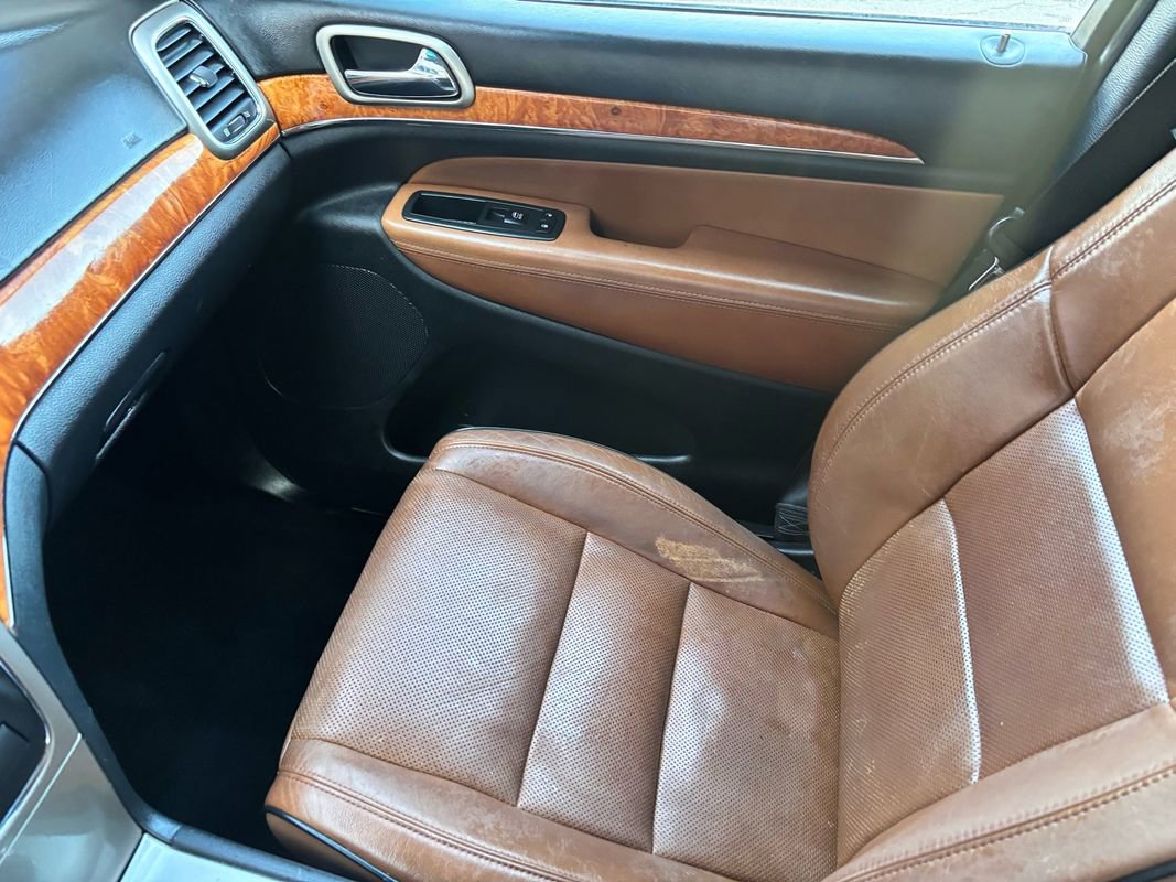 Used 2012 Jeep Grand Cherokee Overland image 21