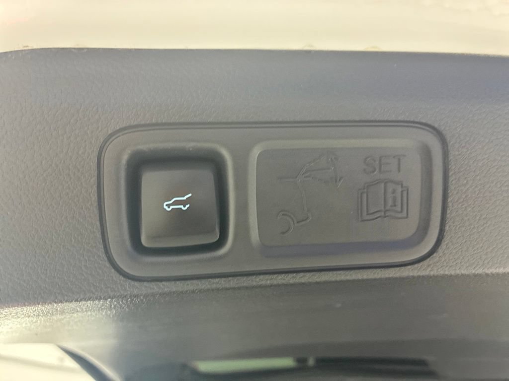 Used 2024 Ford Expedition Limited AWD/4WD image 40