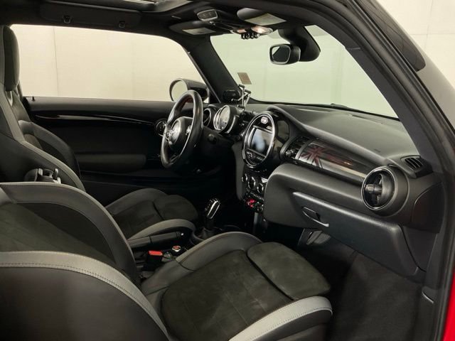 Used 2020 MINI Cooper John Cooper Works w/ Signature Upholstery Package image 30