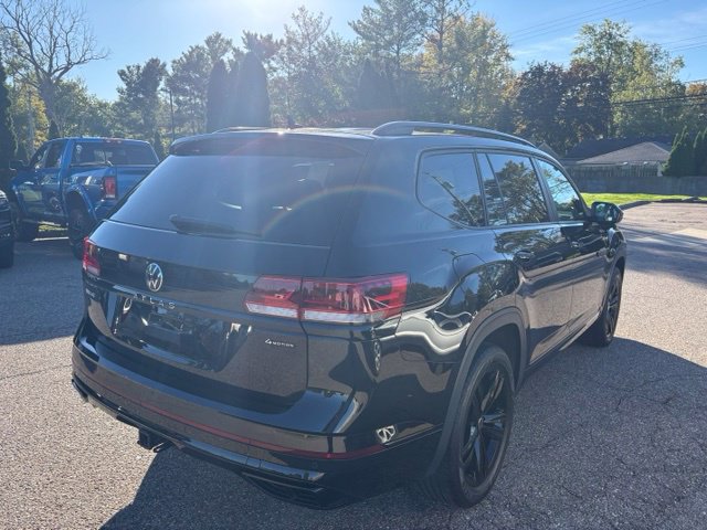 Used 2023 Volkswagen Atlas SEL R-Line AWD/4WD image 5