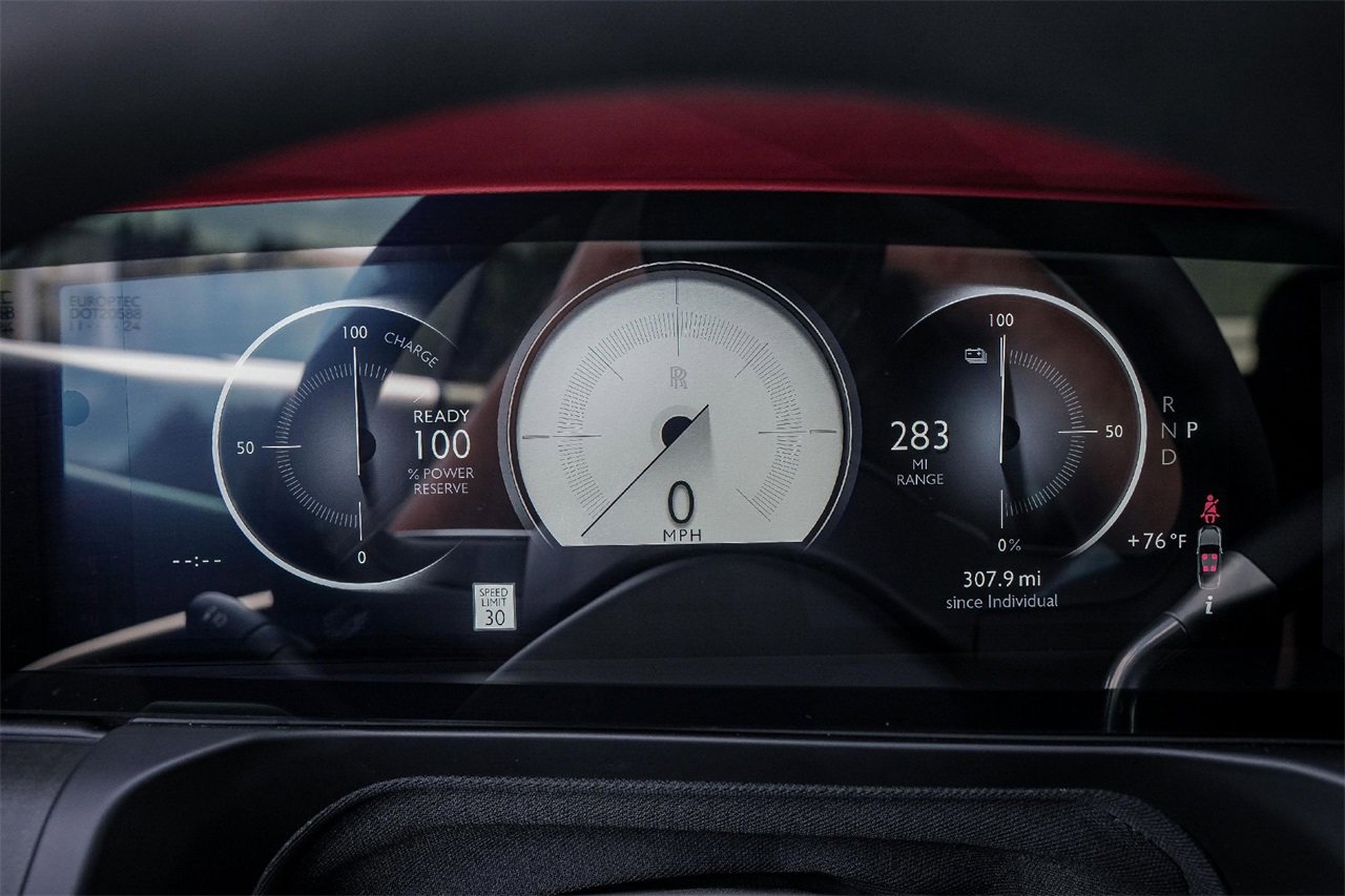 Certified 2025 Rolls-Royce Spectre w/ Spectre Launch Package image 25