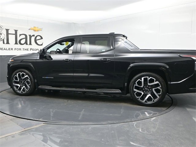 Certified 2024 Chevrolet Silverado EV RST image 51