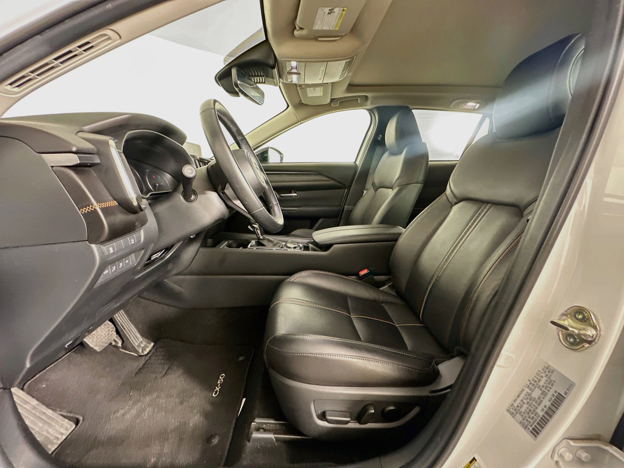 Used 2025 MAZDA CX-50 AWD 2.5 S w/ Premium Plus Pkg image 13