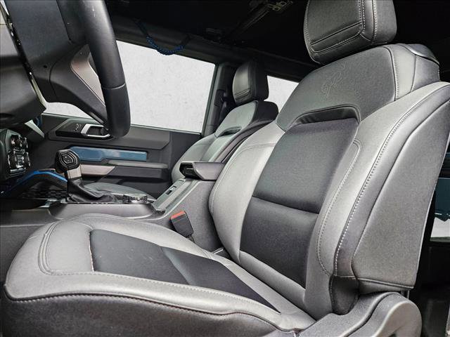 Used 2023 Ford Bronco Black Diamond w/ Sasquatch Package image 10