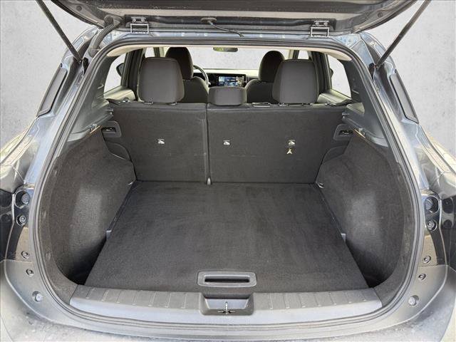 Used 2025 Nissan Kicks SV FWD image 7