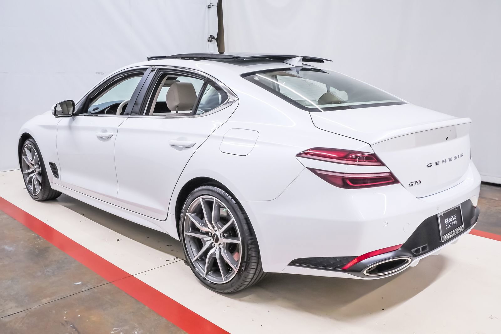 Certified 2026 Genesis G70 2.5T Prestige image 8