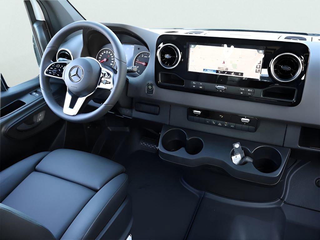 Used 2024 Mercedes-Benz Sprinter 3500 image 15