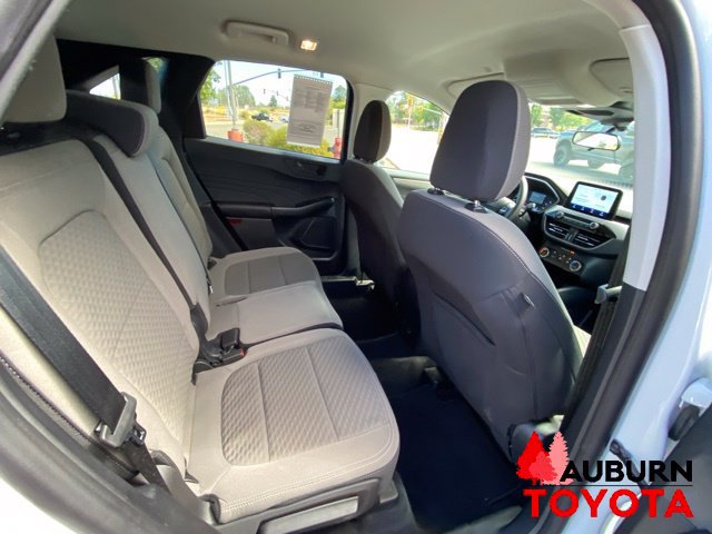 Used 2022 Ford Escape SE FWD image 10