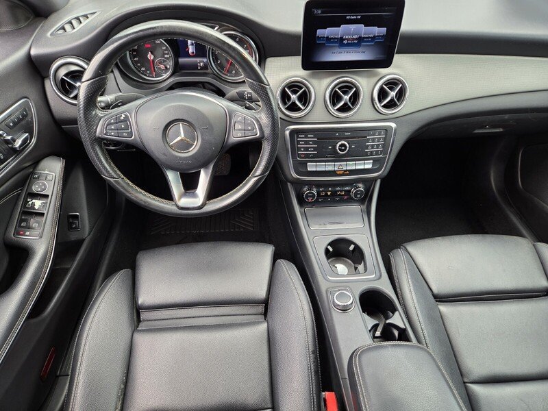 Used 2018 Mercedes-Benz CLA 250 image 13