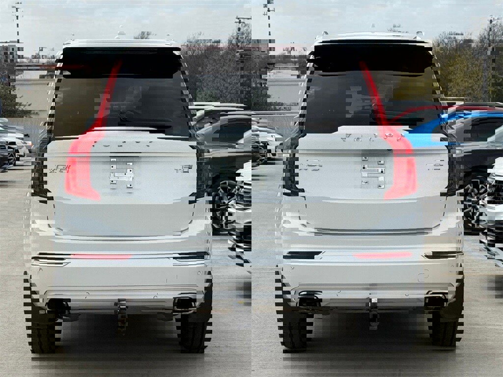 Used 2019 Volvo XC90 T8 Inscription w/ Luxury Package image 6