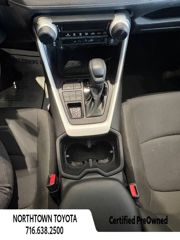 Used 2023 Toyota RAV4 LE AWD/4WD image 26