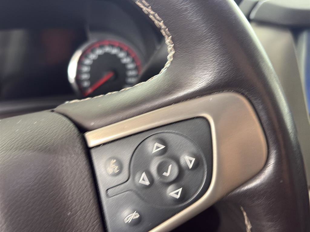 Used 2016 GMC Yukon XL Denali w/ Open Road Package image 13