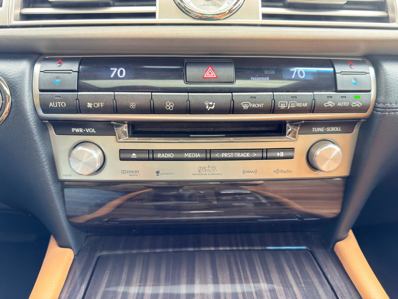 Used 2013 Lexus LS 460 L w/ Ultra Luxury Pkg image 45