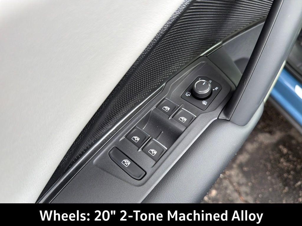 New 2026 Volkswagen Tiguan SEL R-Line image 13