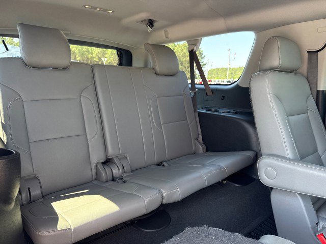 Used 2020 Chevrolet Suburban LT RWD image 16