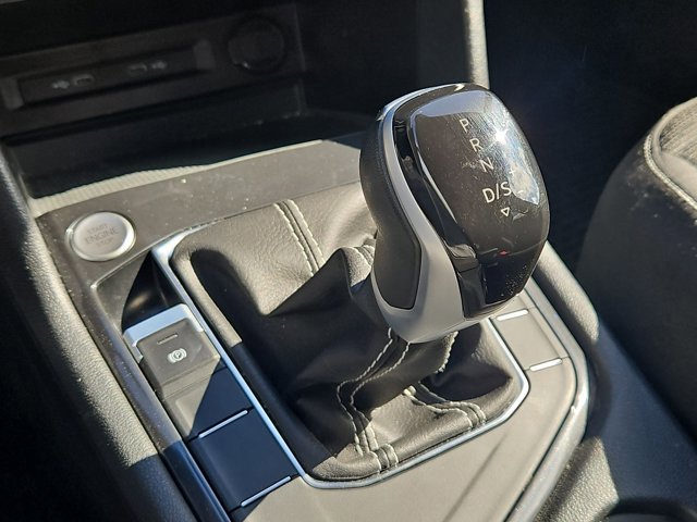 Used 2024 Volkswagen Tiguan S image 12