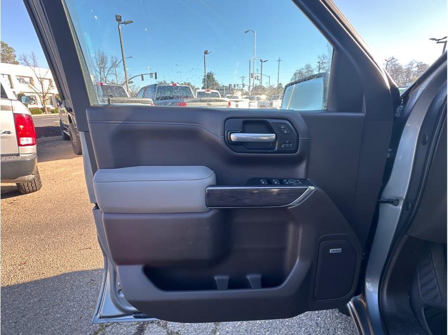 Used 2019 Chevrolet Silverado 1500 LTZ w/ LTZ Plus Package image 15