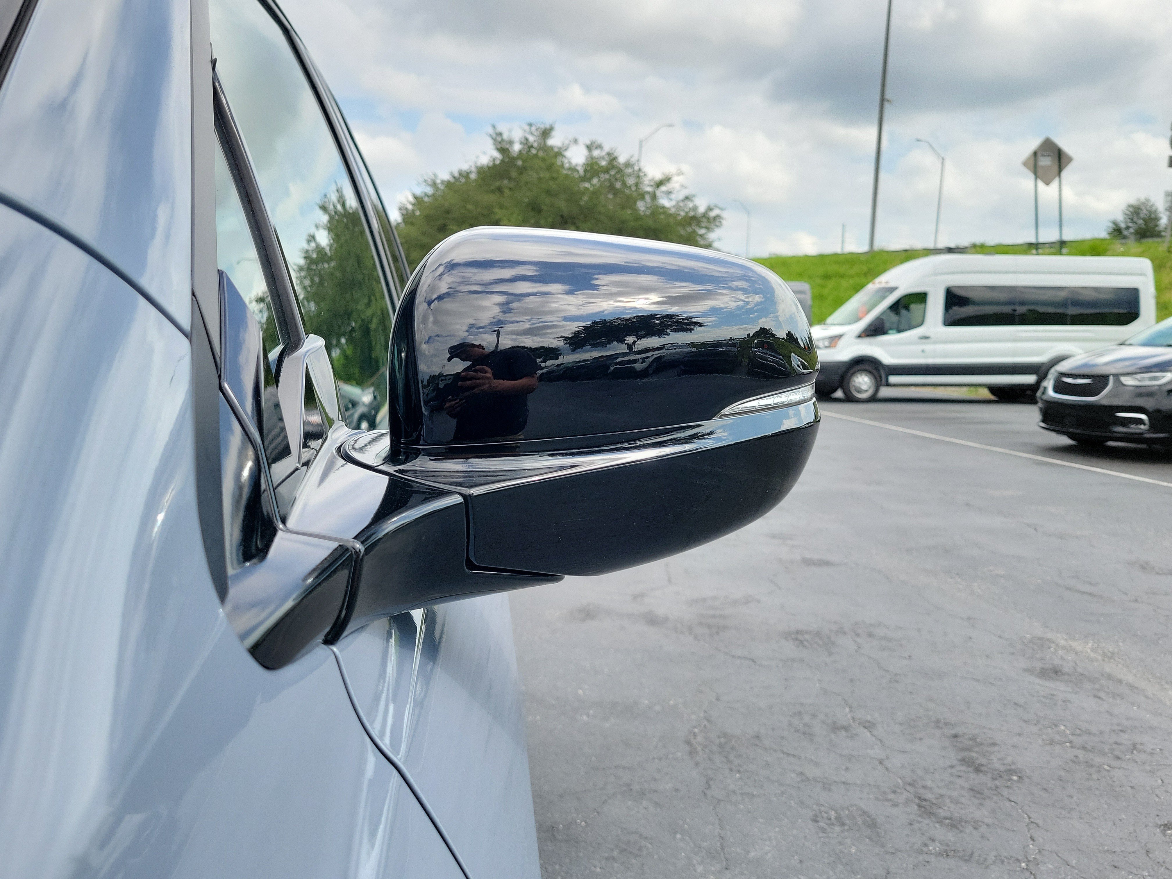 Used 2024 Honda Passport Black Edition image 4