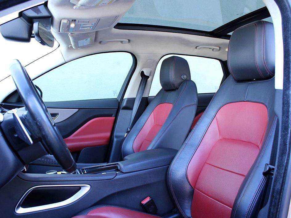 Used 2020 Jaguar F-PACE Checkered Flag image 2